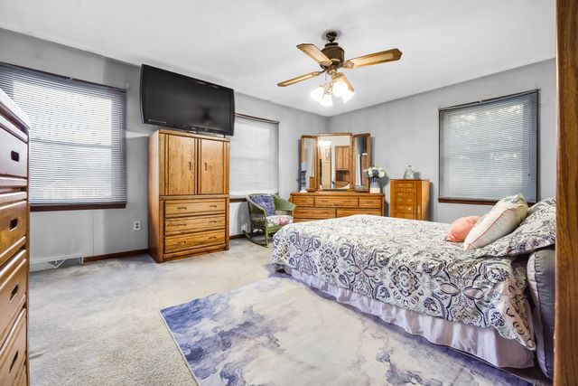 1187 Merry Brook Street, Kalamazoo, MI 49048