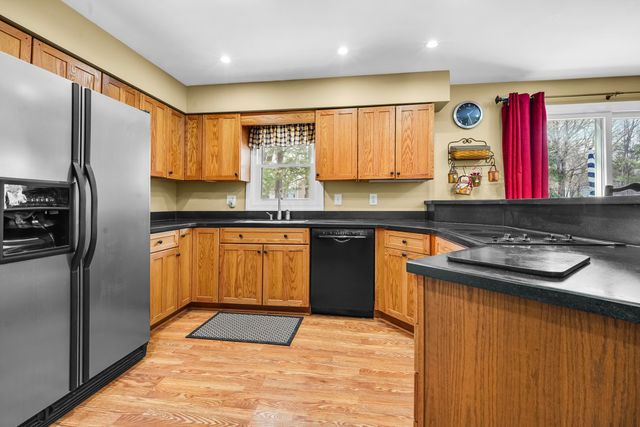 1187 Merry Brook Street, Kalamazoo, MI 49048