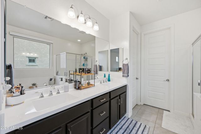 114 E PASARO Drive, Phoenix, AZ 85085