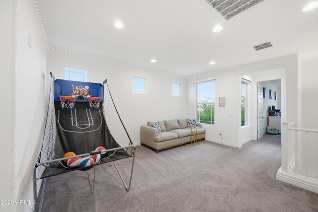 114 E PASARO Drive, Phoenix, AZ 85085