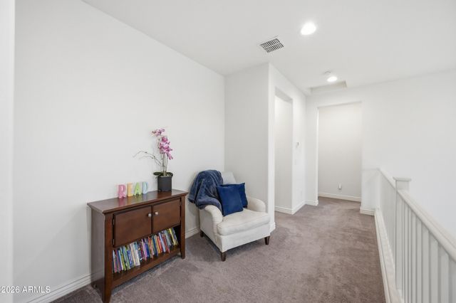 114 E PASARO Drive, Phoenix, AZ 85085