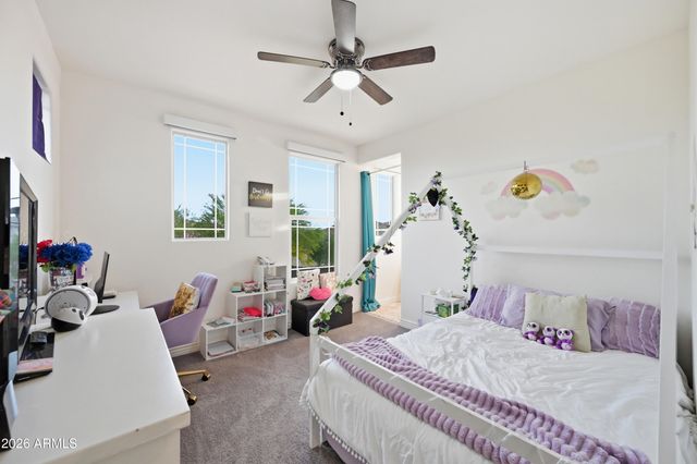 114 E PASARO Drive, Phoenix, AZ 85085