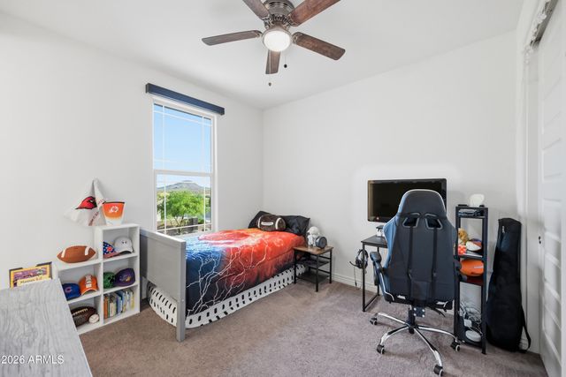 114 E PASARO Drive, Phoenix, AZ 85085