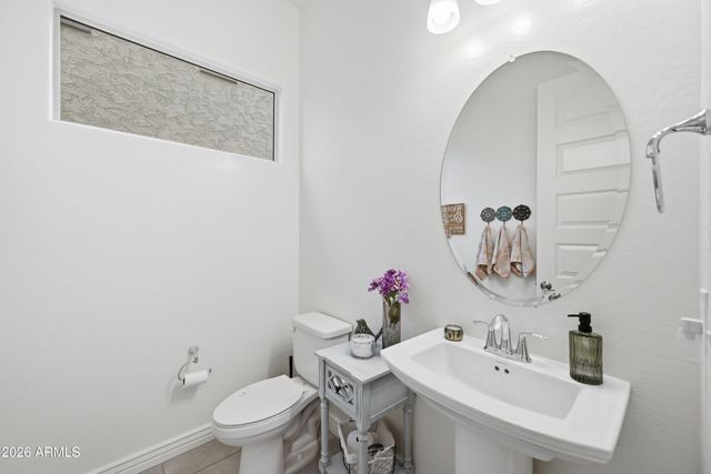 114 E PASARO Drive, Phoenix, AZ 85085