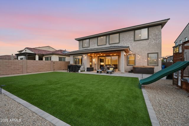 114 E PASARO Drive, Phoenix, AZ 85085