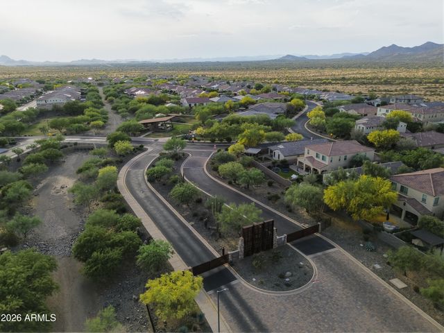 114 E PASARO Drive, Phoenix, AZ 85085