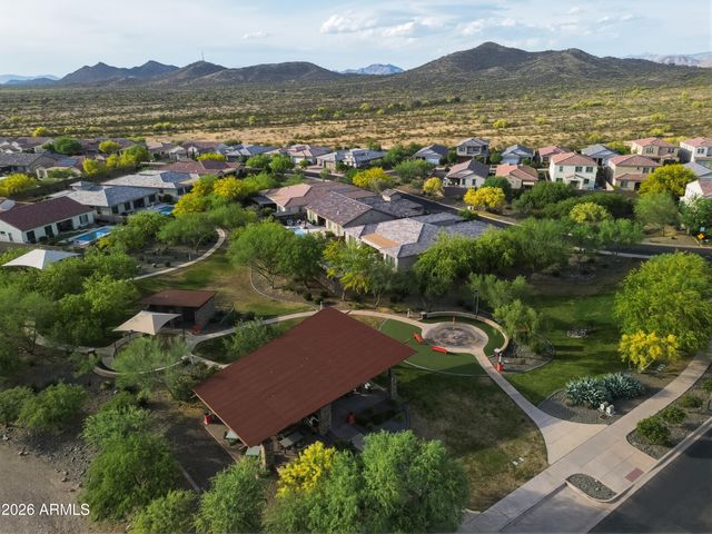 114 E PASARO Drive, Phoenix, AZ 85085