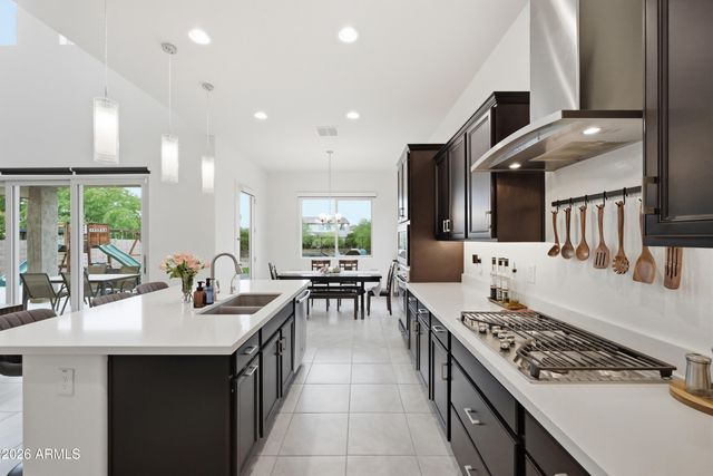 114 E PASARO Drive, Phoenix, AZ 85085