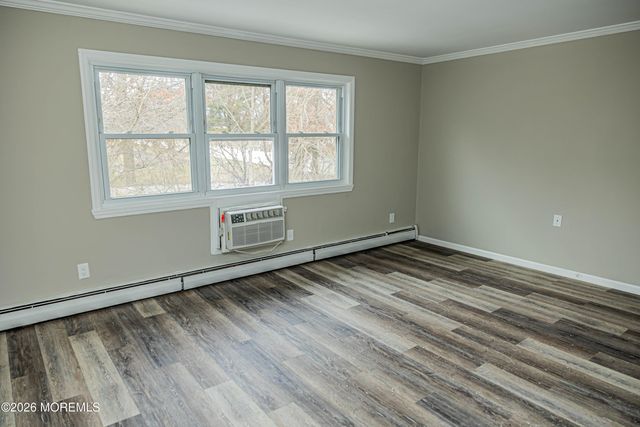 18 Windsor Terrace 18, Freehold, NJ 07728