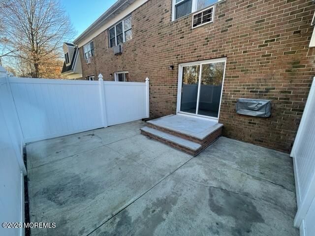 18 Windsor Terrace 18, Freehold, NJ 07728