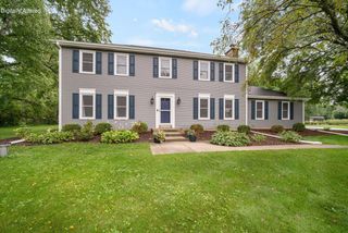1626 Devonshire DRIVE, Cedarburg, WI 53012
