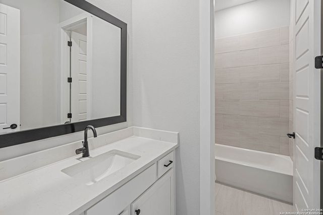 274 Lawrence Drive, Castroville, TX 78009