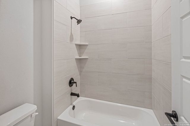 274 Lawrence Drive, Castroville, TX 78009