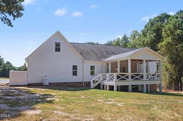 4774 Johnsons Chapel Road, Benson, NC 27504