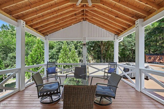 4774 Johnsons Chapel Road, Benson, NC 27504