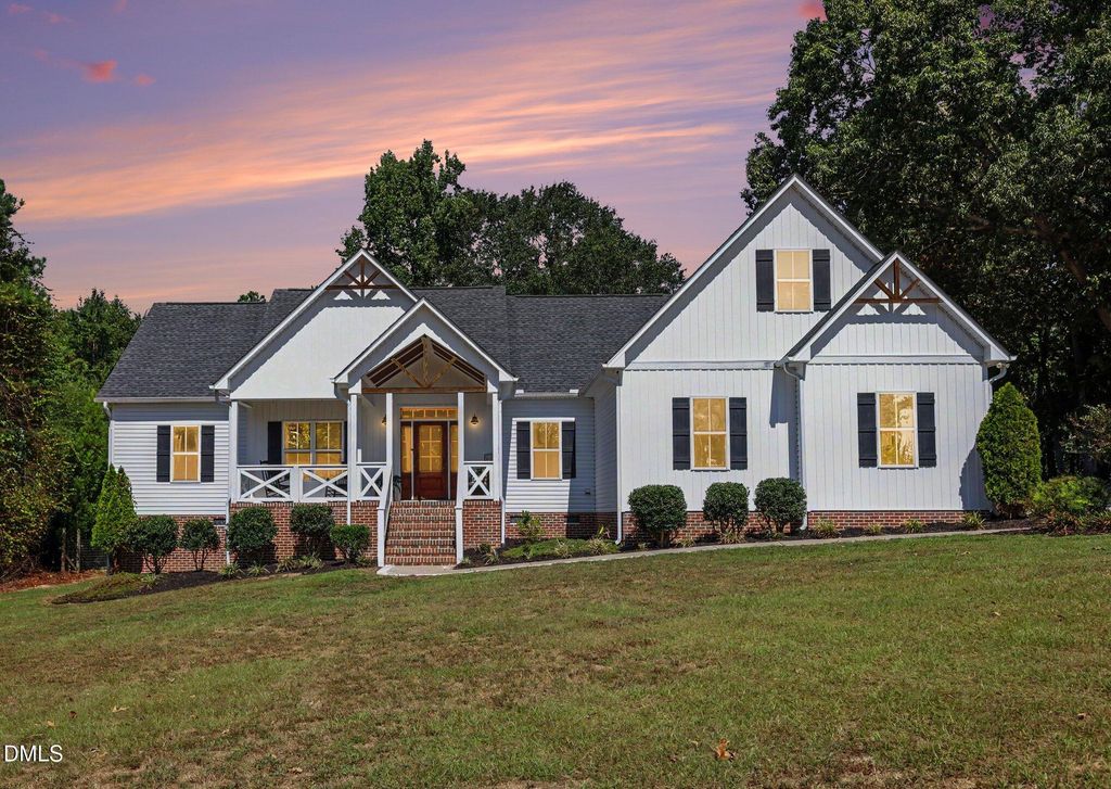 4774 Johnsons Chapel Road, Benson, NC 27504