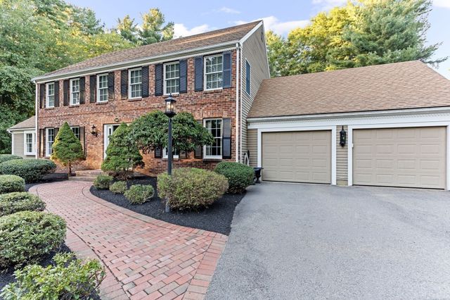 160 Grange Park, Bridgewater, MA 02324