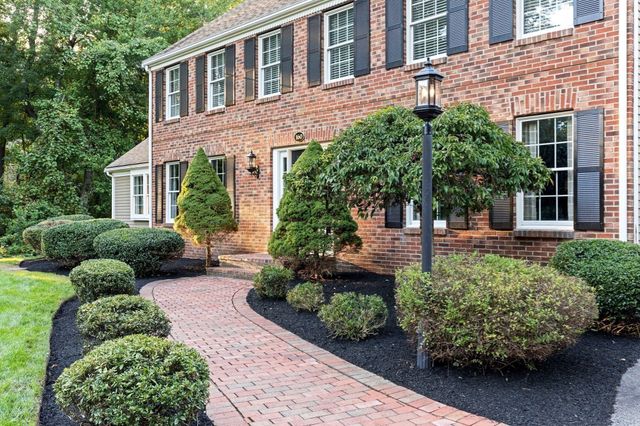 160 Grange Park, Bridgewater, MA 02324