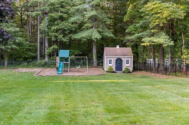 160 Grange Park, Bridgewater, MA 02324