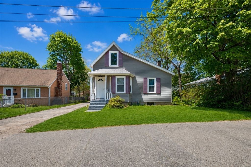14 Condon St, Brockton, MA 02301