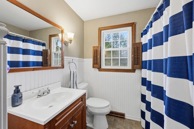 123 Peekskill Avenue, Springfield, MA 01129