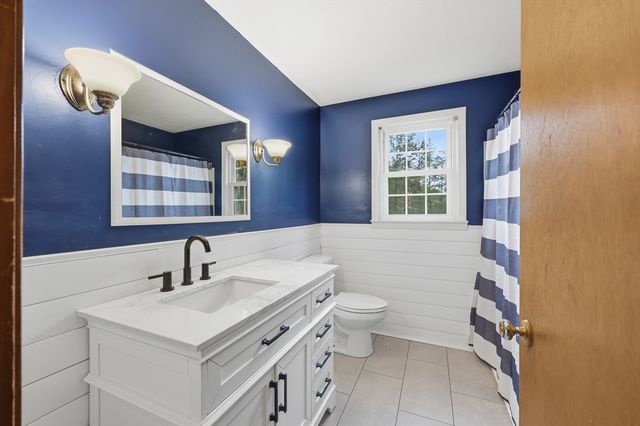 123 Peekskill Avenue, Springfield, MA 01129