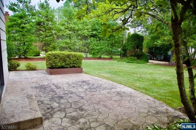 15 Tuscan Place, East Hanover Twp, NJ 07936