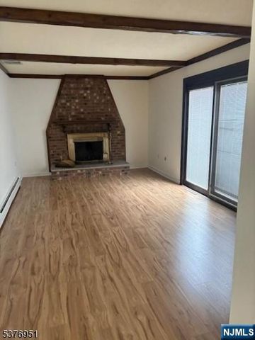 15 Tuscan Place, East Hanover Twp, NJ 07936