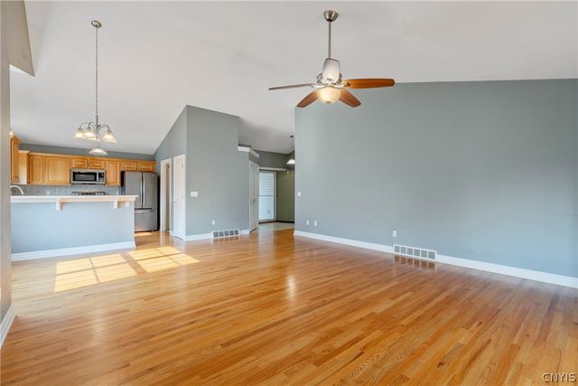 3778 Pegasus Circle, Camillus, NY 13209