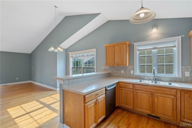 3778 Pegasus Circle, Camillus, NY 13209
