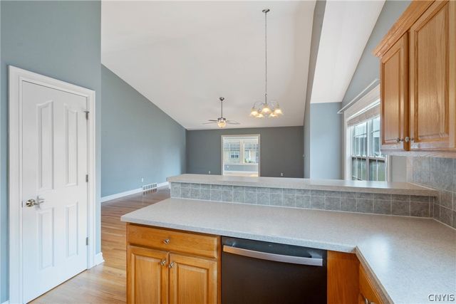 3778 Pegasus Circle, Camillus, NY 13209