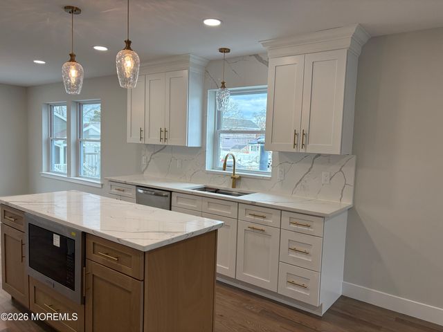 6 Holly Acres Drive, Brick, NJ 08723