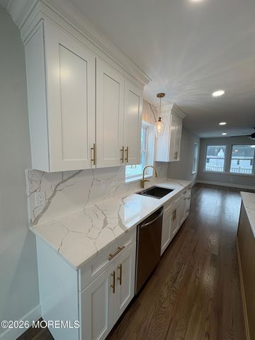 6 Holly Acres Drive, Brick, NJ 08723