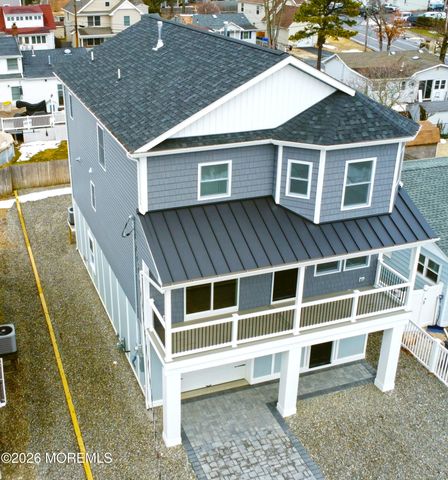 6 Holly Acres Drive, Brick, NJ 08723