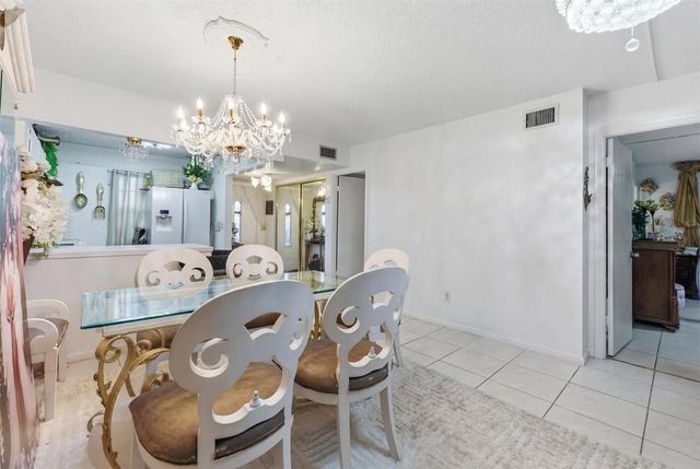 7950 NW 5th Court 101, Margate, FL 33063