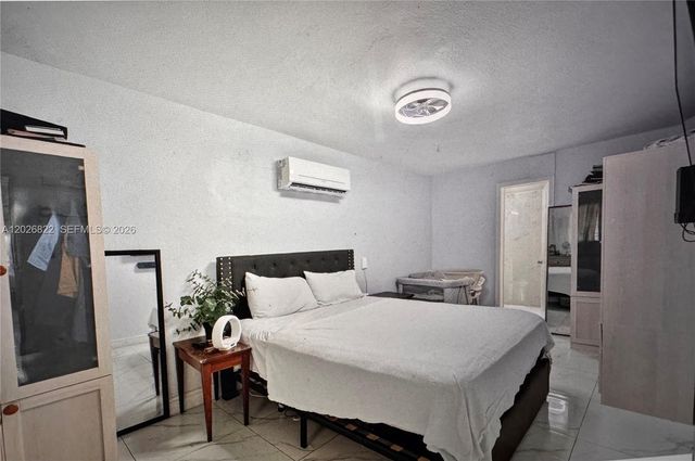 1705 Davie Boulevard, Fort Lauderdale, FL 33312