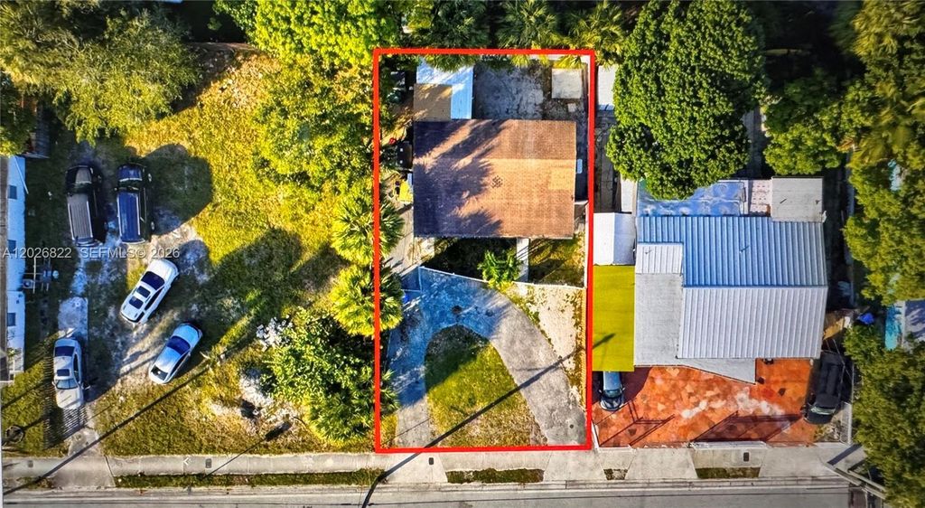 1705 Davie Boulevard, Fort Lauderdale, FL 33312