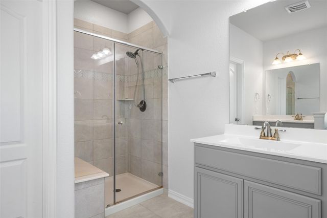 717 Old Settlers DR, San Marcos, TX 78666