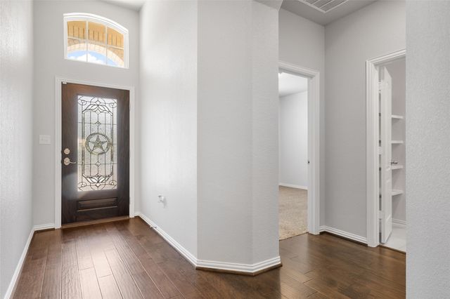 717 Old Settlers DR, San Marcos, TX 78666