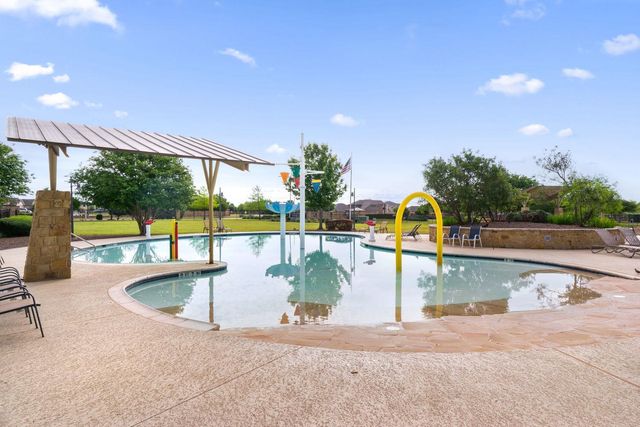 717 Old Settlers DR, San Marcos, TX 78666