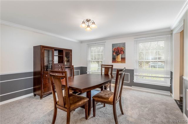 25 Coventry Lane, Orchard Park, NY 14127