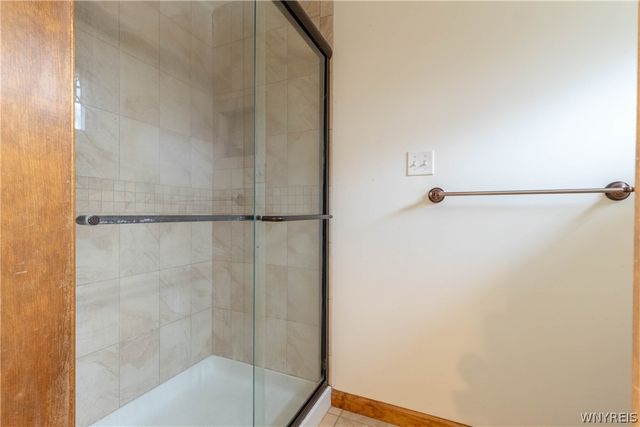 25 Coventry Lane, Orchard Park, NY 14127