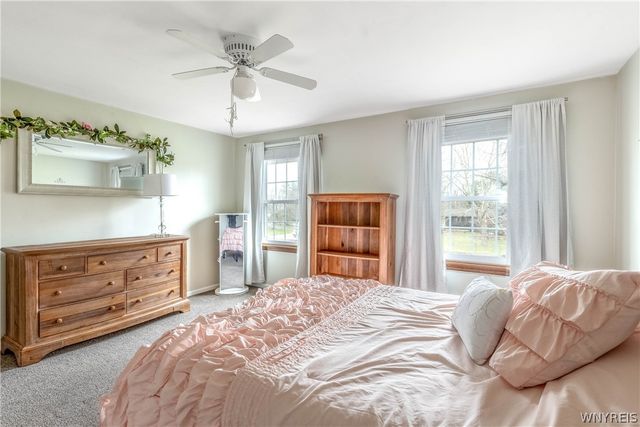 25 Coventry Lane, Orchard Park, NY 14127