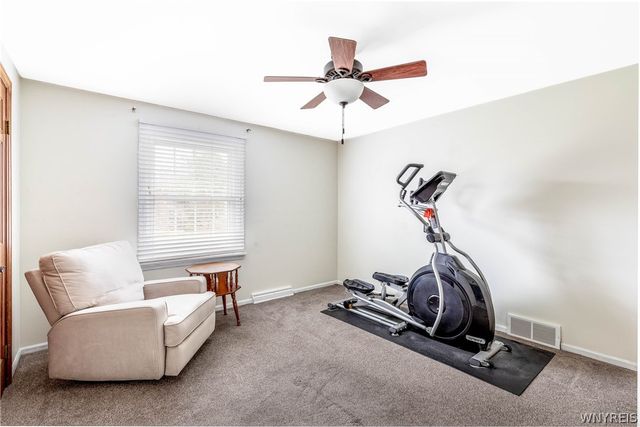 25 Coventry Lane, Orchard Park, NY 14127