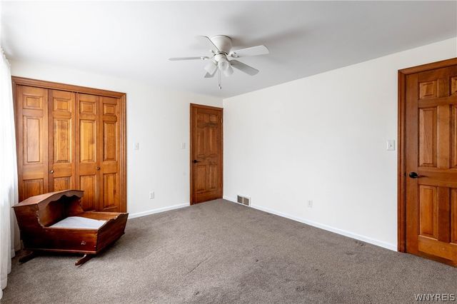 25 Coventry Lane, Orchard Park, NY 14127