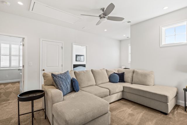 228 Swallowtail Court, Mount Pleasant, SC 29464