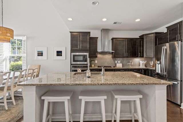 228 Swallowtail Court, Mount Pleasant, SC 29464
