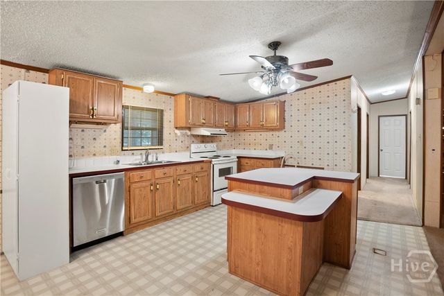 1133 Old Register Way, Statesboro, GA 30458