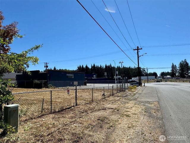 8209 Maple Street SW, Lakewood, WA 98498