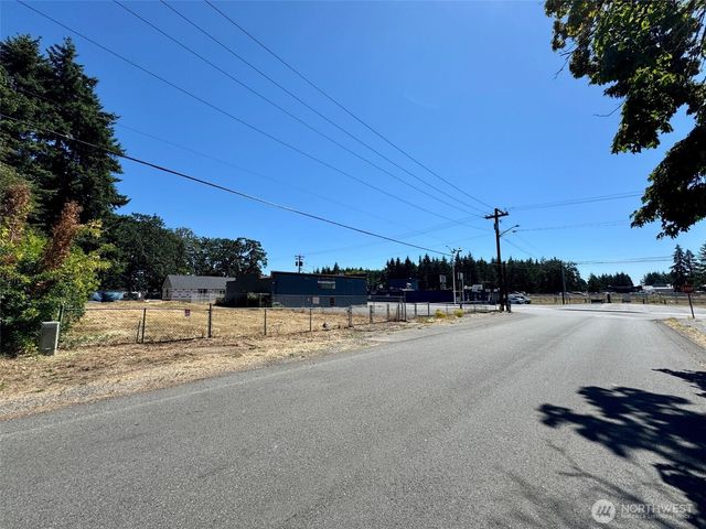 8209 Maple Street SW, Lakewood, WA 98498